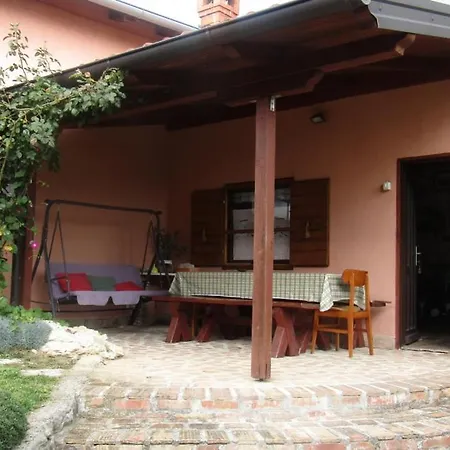 Lägenhet In With Balcony, Air Conditioning, Wifi, Washing Machine